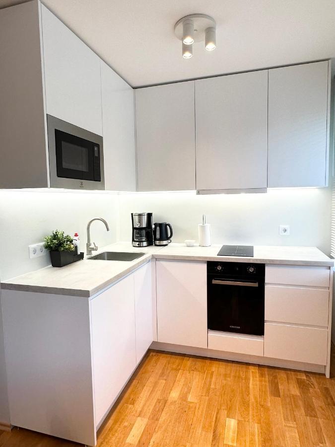 Lovely Beachfront Apartment In Paernu מראה חיצוני תמונה
